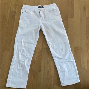 Women’s Capris (White)